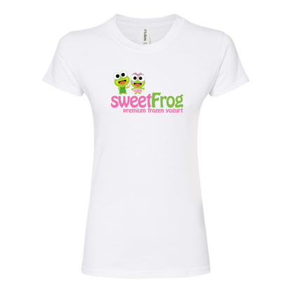 Women’s Sweet Frog Frozen Yogurt  Round Neck T-Shirt